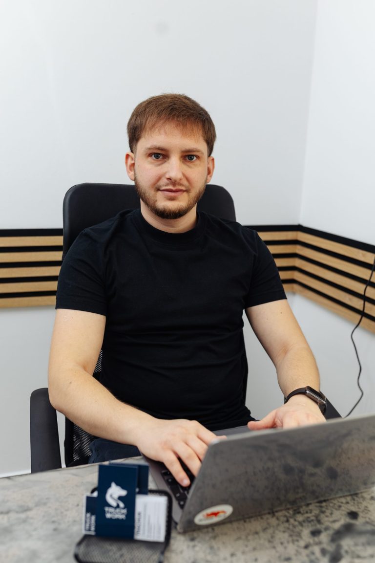 Назар